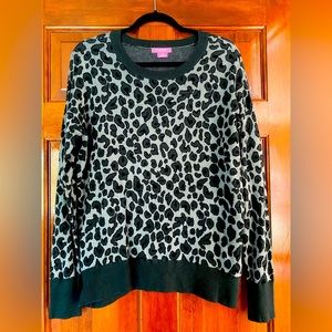 Leopard print size L sweater